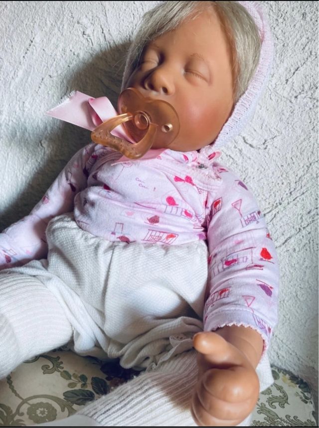 Bebe realista , EEUU