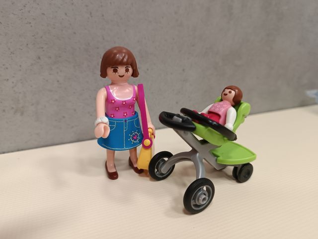 Playmobil madre con bebe