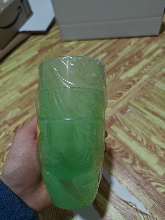 Set di 3 bicchieri di plastica