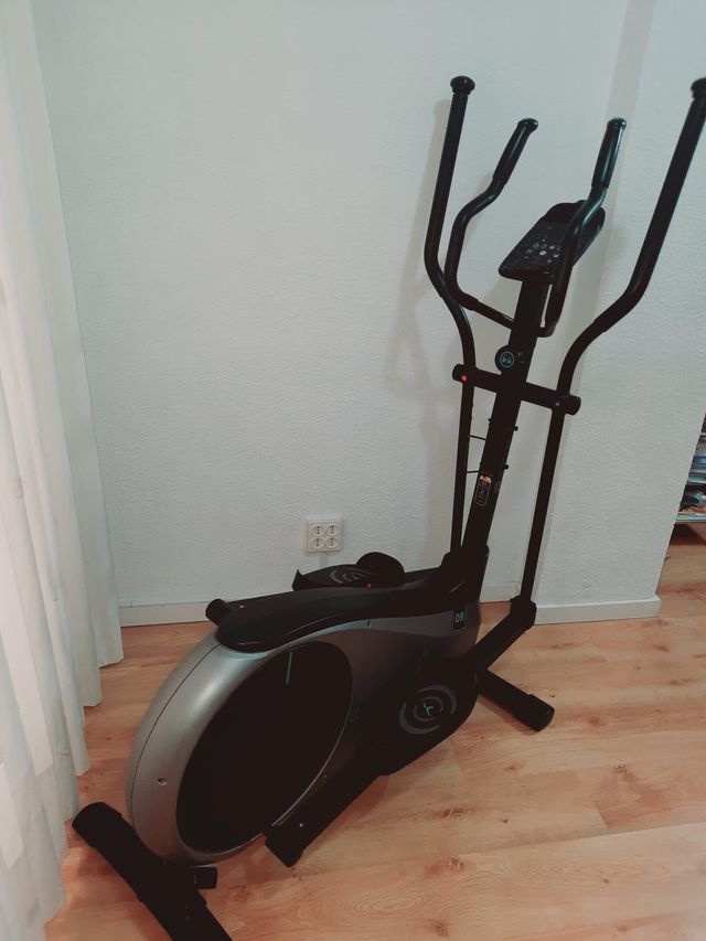 Bicicleta eliptica marca domyos (4 usos)
