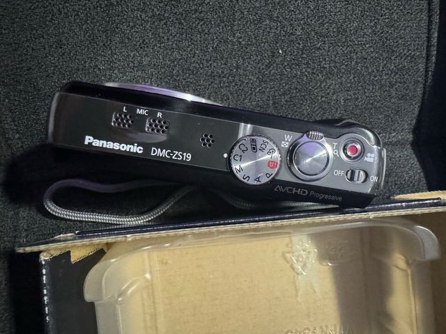 Panasonic ZS19 CAMARA