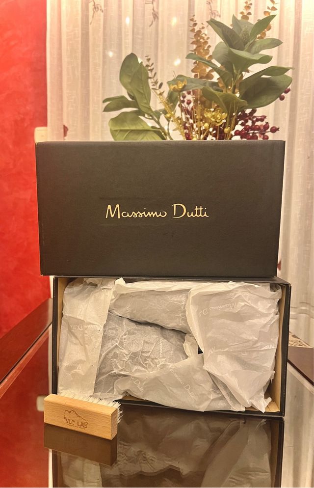 BOTINES MASSIMO DUTTI NOBUCK M.OSCURO N-41