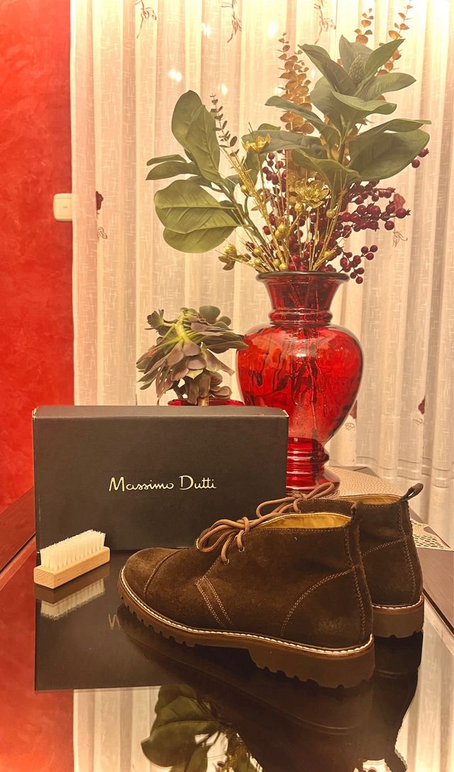 BOTINES MASSIMO DUTTI NOBUCK M.OSCURO N-41