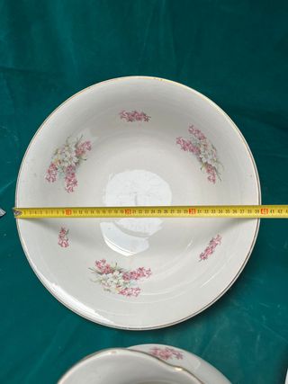 Conjunto de palangana con jarra en porcelana