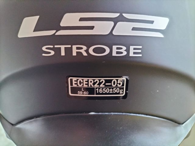 LS2 FF325 Strobe Casco modular Negro mate Ece 2205