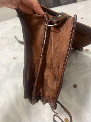 Bolso de cuero marron