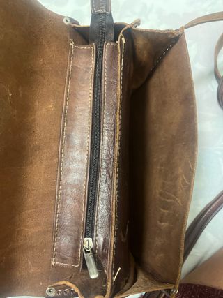 Bolso de cuero marron