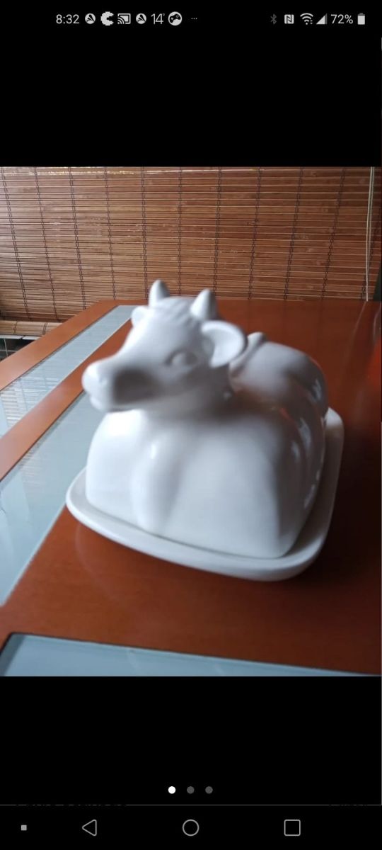 Figura de Vaca Mantequillera de porcelana