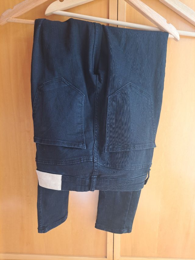 Vaqueris elásticos pitillos