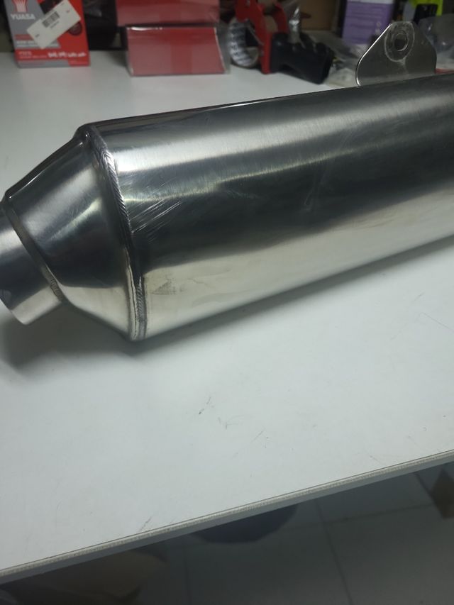 Honda CBF100 2008 Silencioso derecho