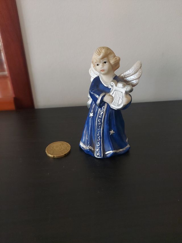 Angioletto in ceramica dipinta