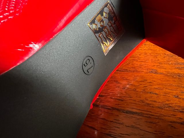 Dream Pairs Botas rojas tacón alto.