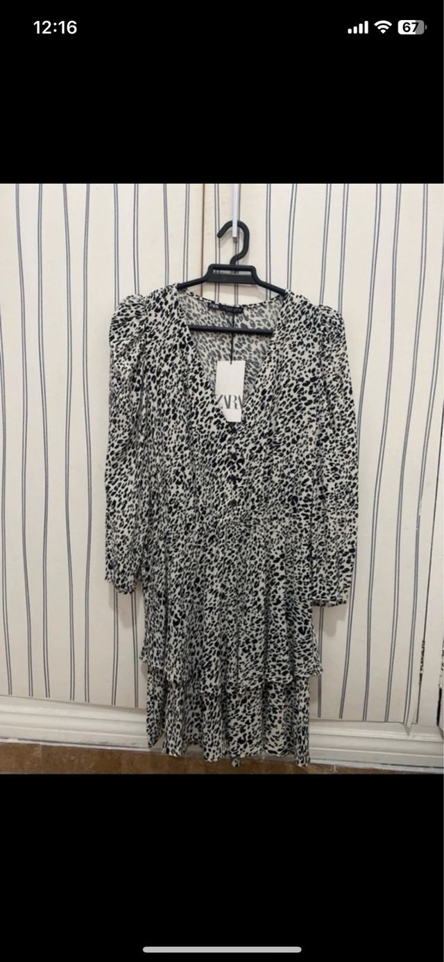 Vestido Zara corto volantes