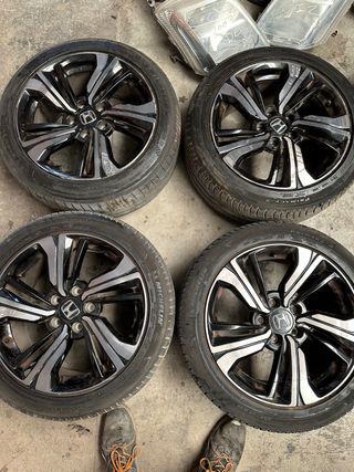 LLANTAS HONDA CIVIV AÑO 2019