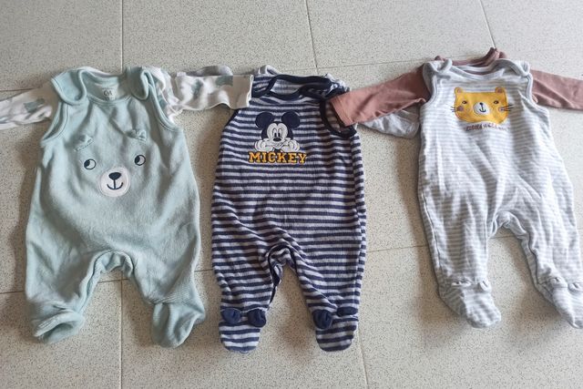 Pack 3 conjuntos recién nacido C&A. T.56-62