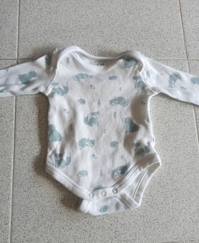 Pack 3 conjuntos recién nacido C&A. T.56-62