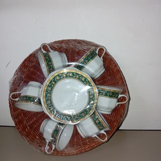 Tazzine da caffè con piattini 