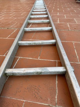 Escalera aluminio 1 tramo 4,40 mts