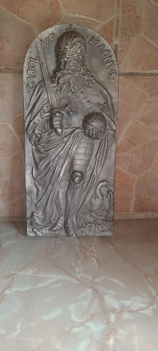 Rilievo in metallo di Carlo V