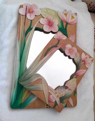 Specchi in legno fatti a mano