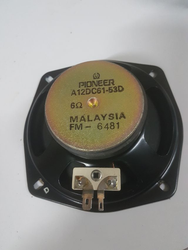 Altavoz pioneer 6 ohms