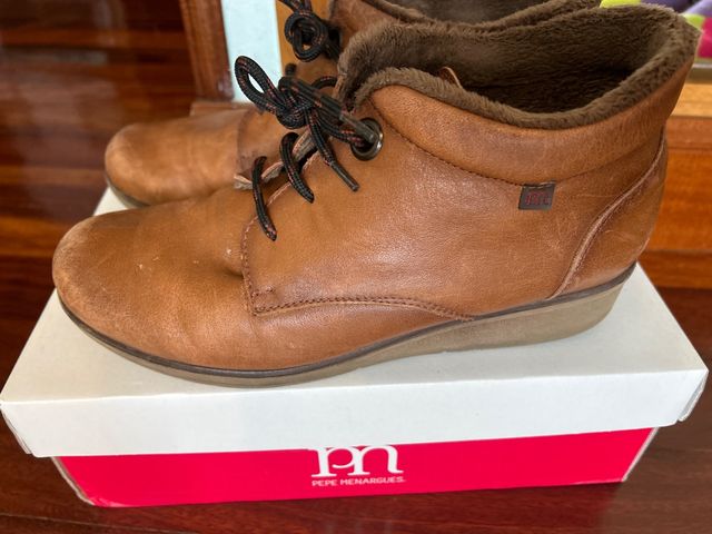 Botines marrones talla 39