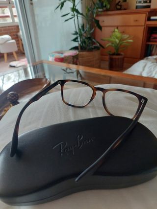 GAFAS RAY BAN . NEGOCIABLE