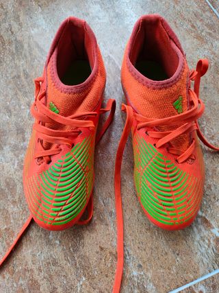 Botas fútbol Adidas número 30