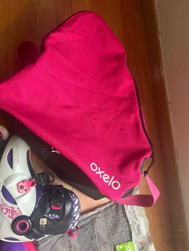 Patines, proteccionea y bolsa decathlon niña