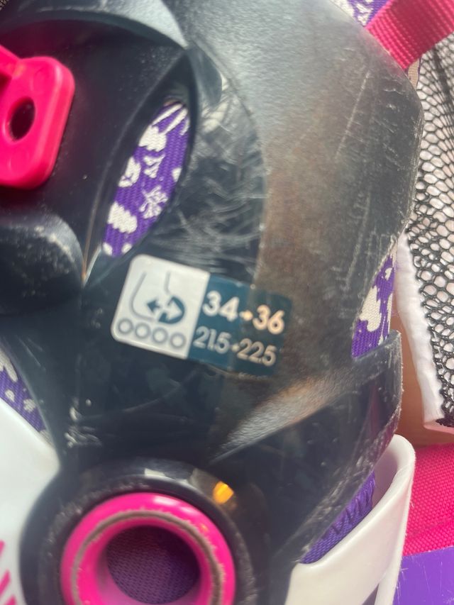 Patines, proteccionea y bolsa decathlon niña