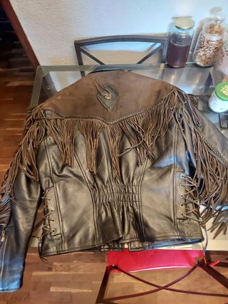 Chaqueta piel flequillos