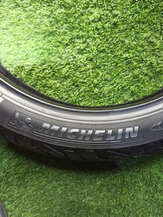 Neumático 100/80/16 50p Michelin