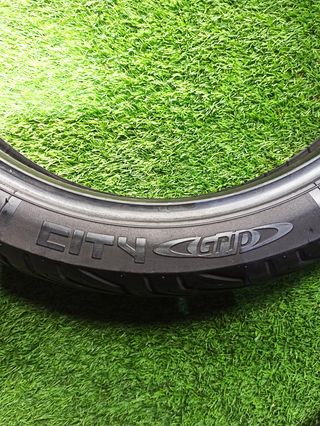 Neumático 100/80/16 50p Michelin