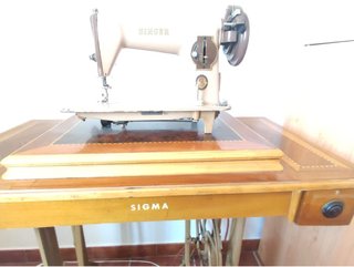 2 Maquinas de coser SINGER