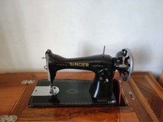 2 Maquinas de coser SINGER