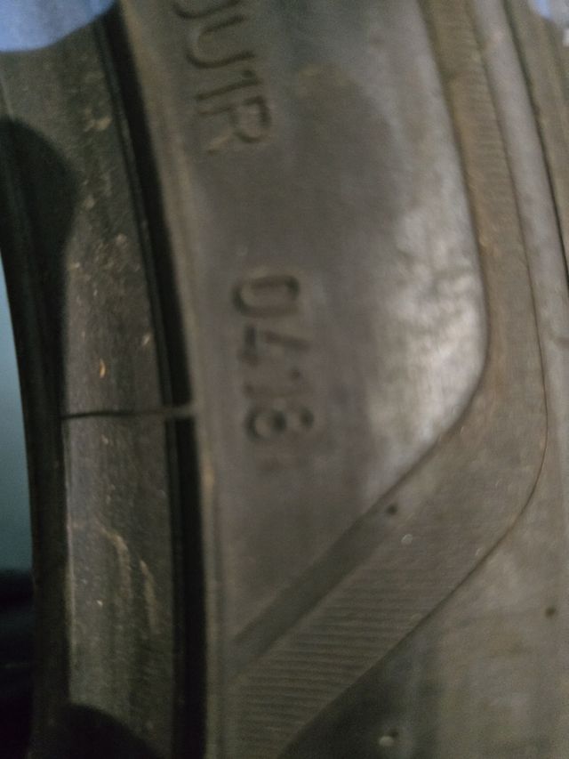 Neumaticos usados 255/40/18