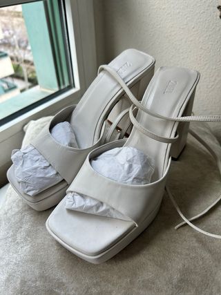 Sandalias plataforma de piel Zara