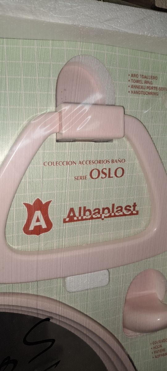 Estuche accesorios baño 