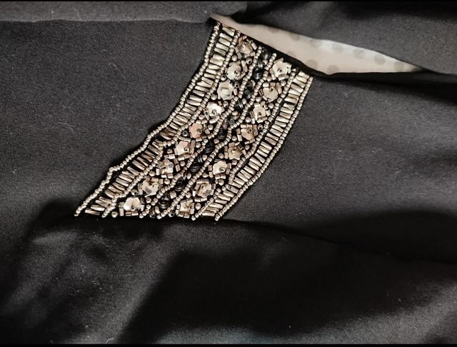 Vestido negro de zara