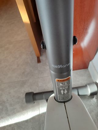 Bicicleta estática prácticamente nueva
