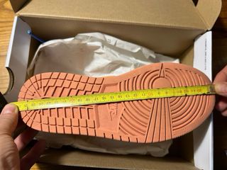 Air Jordan 1 Mid Apricot 39