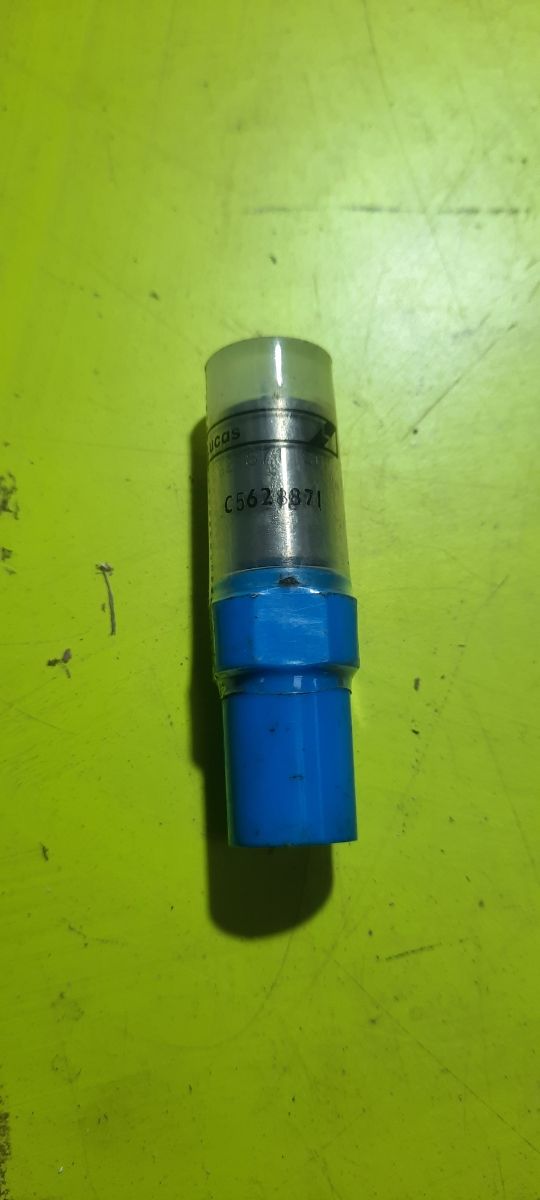 Tobera inyector motor solé