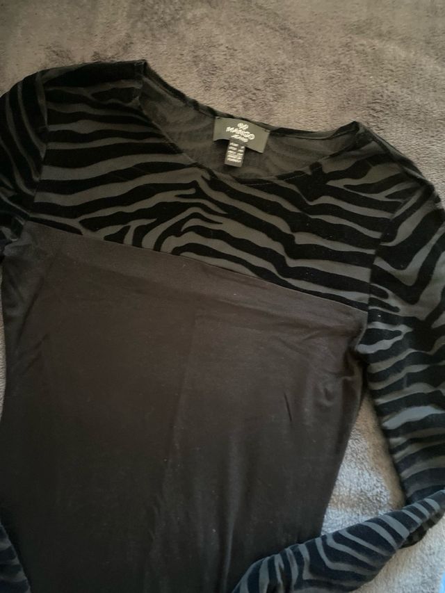 Vestido corto manga larga Mango