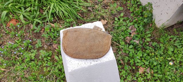 Pochette Borbonese a mezzaluna