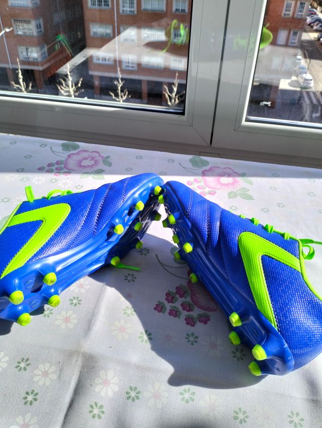 Scarpe da calcio per bambini n. 36