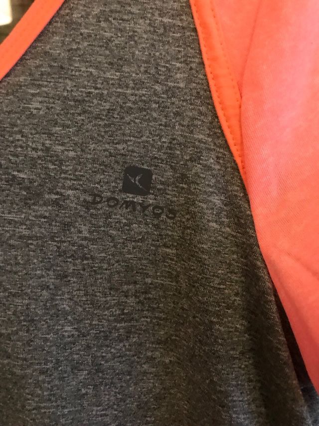 T shirt sportiva  bicolore tg.44  Domyos