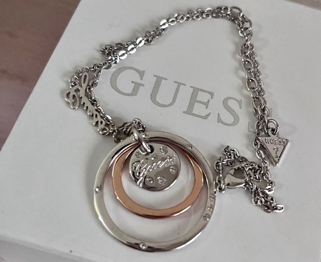 Collar guess