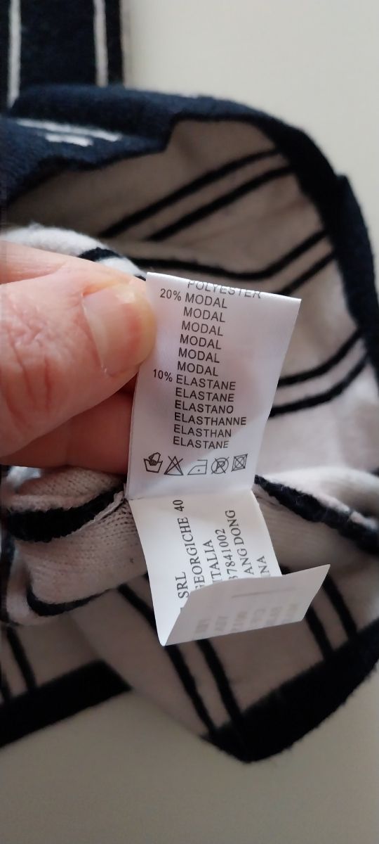 Abito smanicato lana 