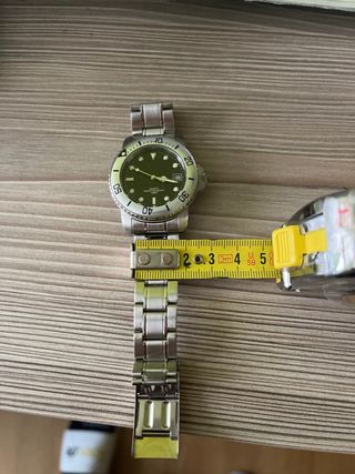 Correa de reloj. Montadas en relojes de cuarzo
