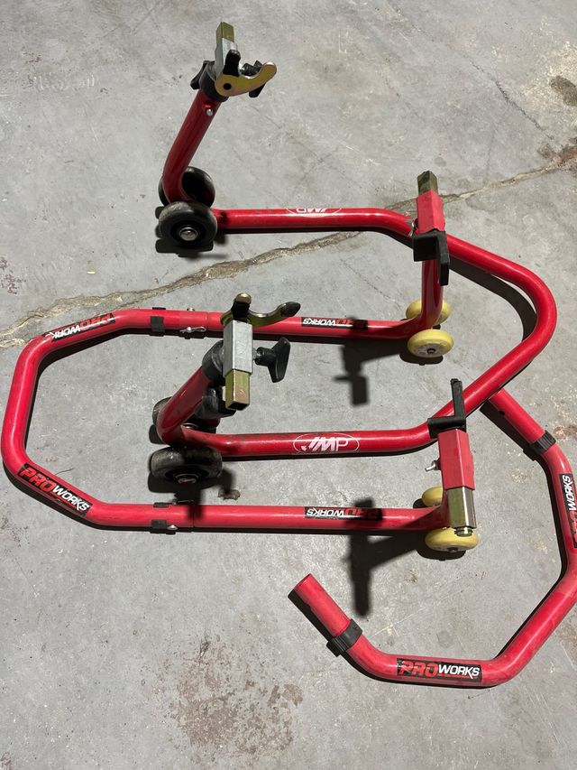 Juego caballetes moto